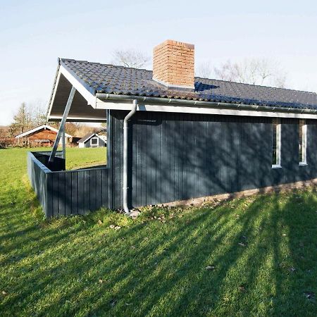 8 Person Holiday Home In B Rkop Egeskov  Buitenkant foto