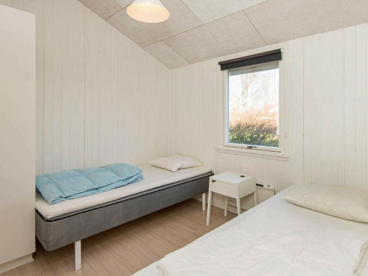 8 Person Holiday Home In B Rkop Egeskov  Buitenkant foto