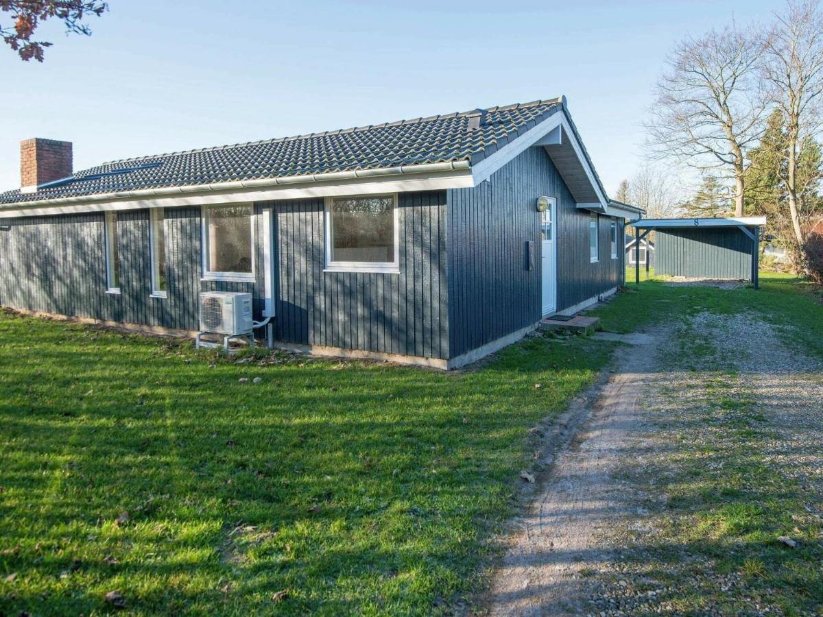 8 Person Holiday Home In B Rkop Egeskov  Buitenkant foto