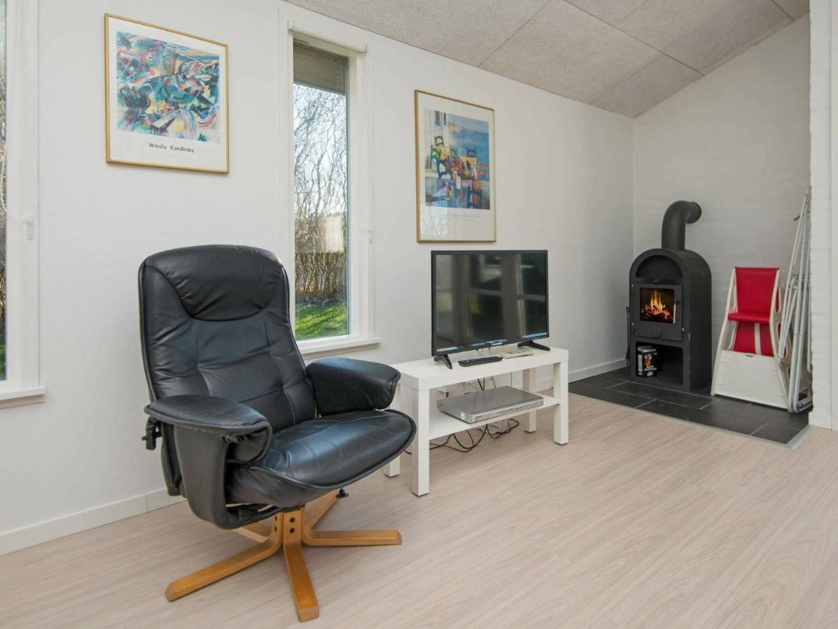 8 Person Holiday Home In B Rkop Egeskov  Buitenkant foto